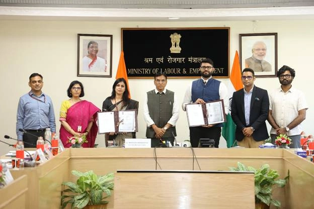 Zepto Signs MoU With Labour Ministry To Boost Youth Employment; 10,000 Jobs Promised zepto