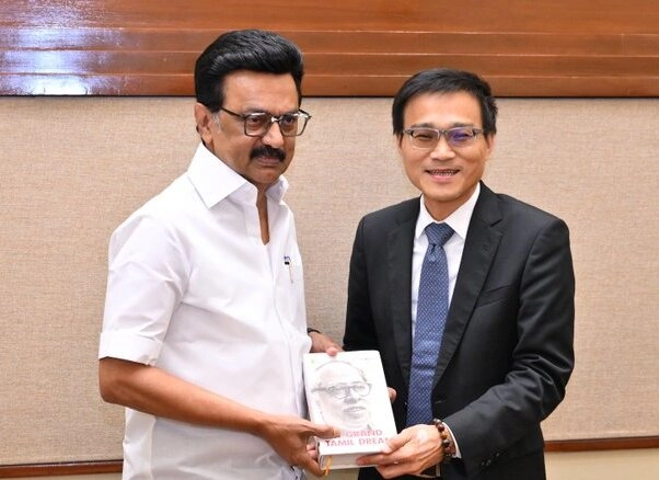 Foxconn to Invest Rs 15,000 Crore in Tamil Nadu, Creating 14,000 Engineering Jobs foxconn